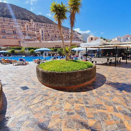 Lana Castle With Sea View Daire *